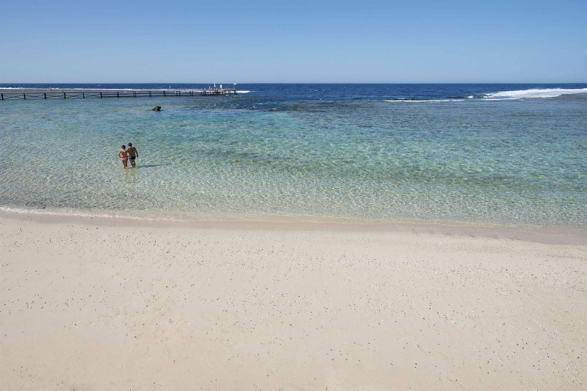 Concorde Moreen Beach Resort Abu Dabab Kültér fotó